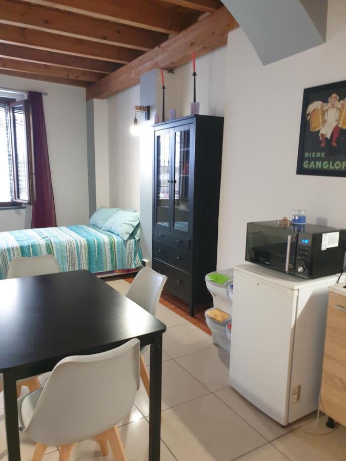 Ferienwohnung Romeo2 Somma Lombardo Exterior foto