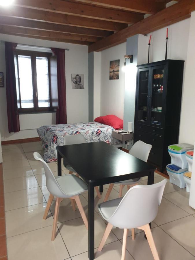 Ferienwohnung Romeo2 Somma Lombardo Exterior foto